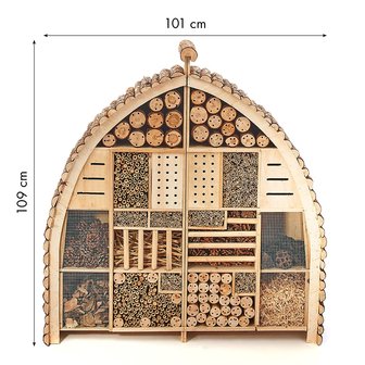 GROOT insectenhotel voor diverse insecten.