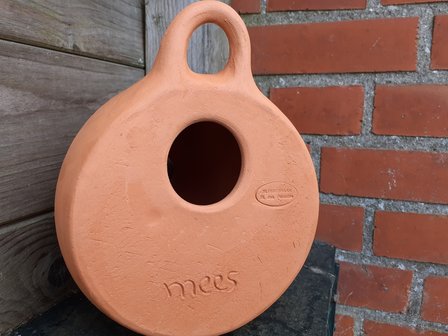 Mezenpot. Terracotta.  Handgemaakt 