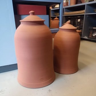 Bleekpot trekpot, trekpotten, bleekpot rabarberpot, bleken, forceren, moestuin, zeekoolpot, andijvie, cloche, bleekcloche, vict