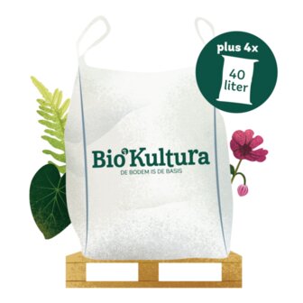 Pakket aanbieding biologische organische tuinaarde big bag met vier zakken van Tuinspul.nl