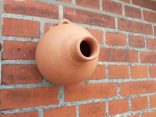 Mezenpot. Terracotta.  Handgemaakt 