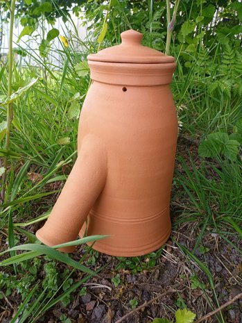 Handgemaakt terracotta Hommelpot